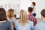 Comment améliorer votre service avec une formation relation client ?